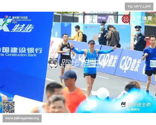 男子全程马拉松前三名运动员荣耀时刻揭晓 赛场英姿闪耀世界 男子全程马拉松前三名运动员荣耀时刻揭晓 赛场英姿闪耀世界
