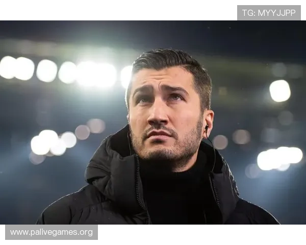 天空记者:沙欣之前在拜尔使用上的错误,他在中路才是真正的致命武器 天空记者:沙欣之前在拜尔使用上的错误,他在中路才是真正的致命武器